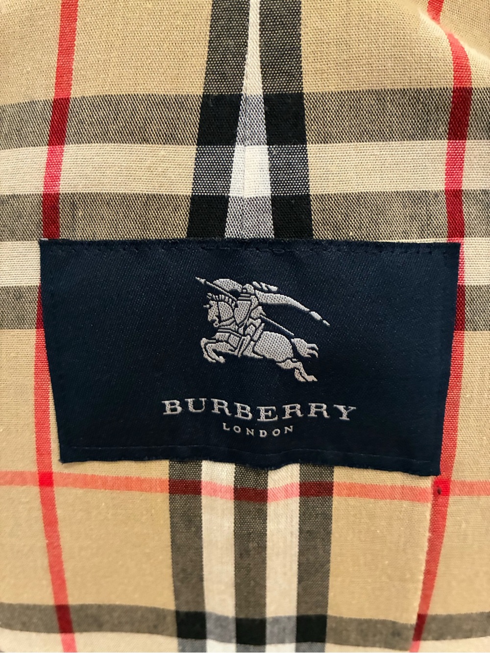 Burberry Black Trench Coat with Signature Check Cuff & Collar; Removable Lining - Picture 2 of 11